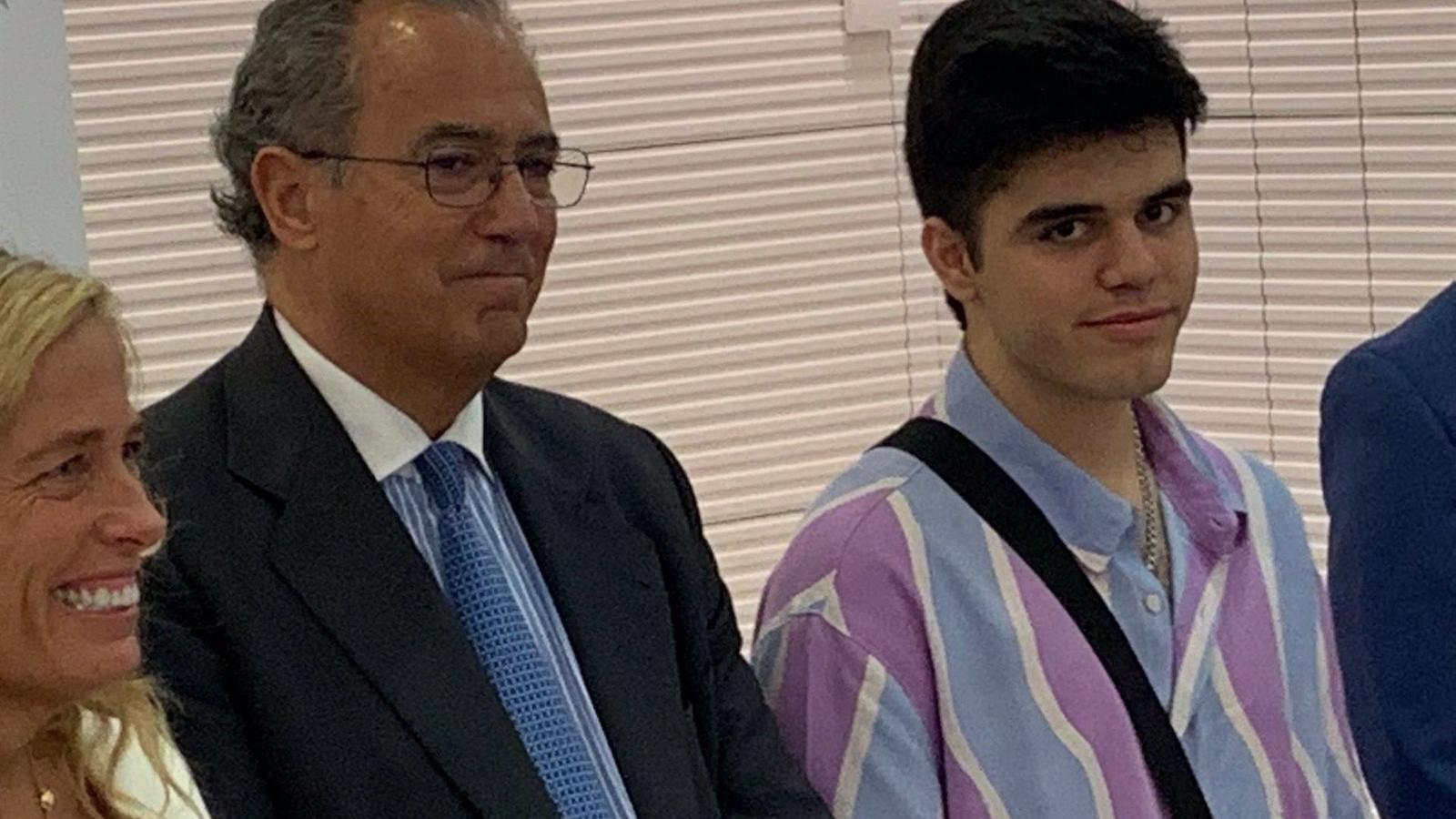 El alumno con la mejor nota de la EvAU en Madrid reivindica la figura del docente: "Sin ellos nadie estaría donde está"