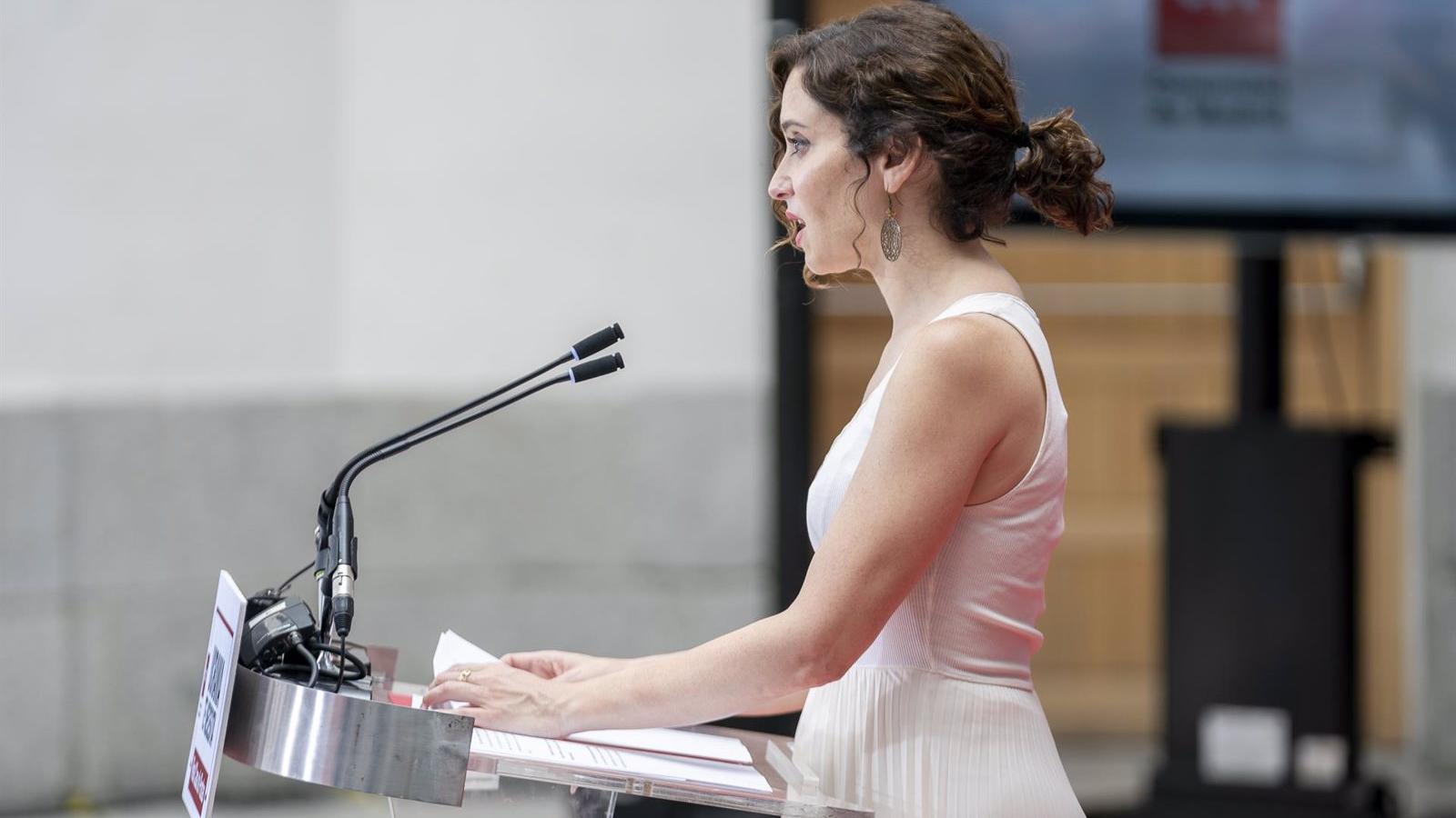Díaz Ayuso cree que Oltra debe hacer lo mismo que exigía a los demás ante los hechos "abominables" que se están conociendo