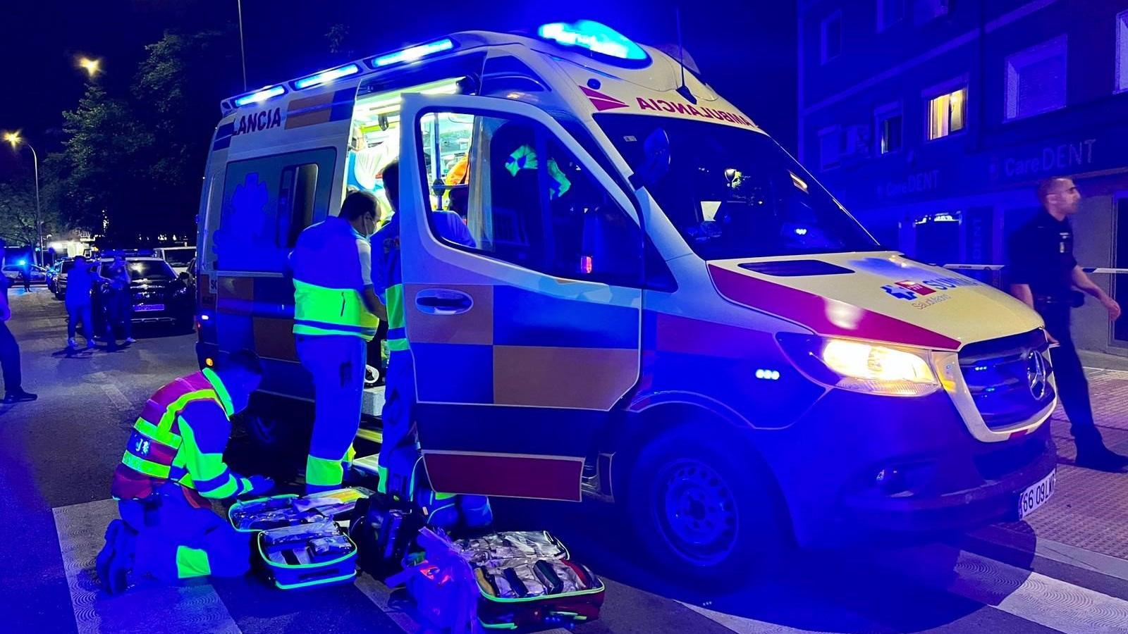  Al menos diez intoxicados en un incendio en una vivienda en Fuenlabrada