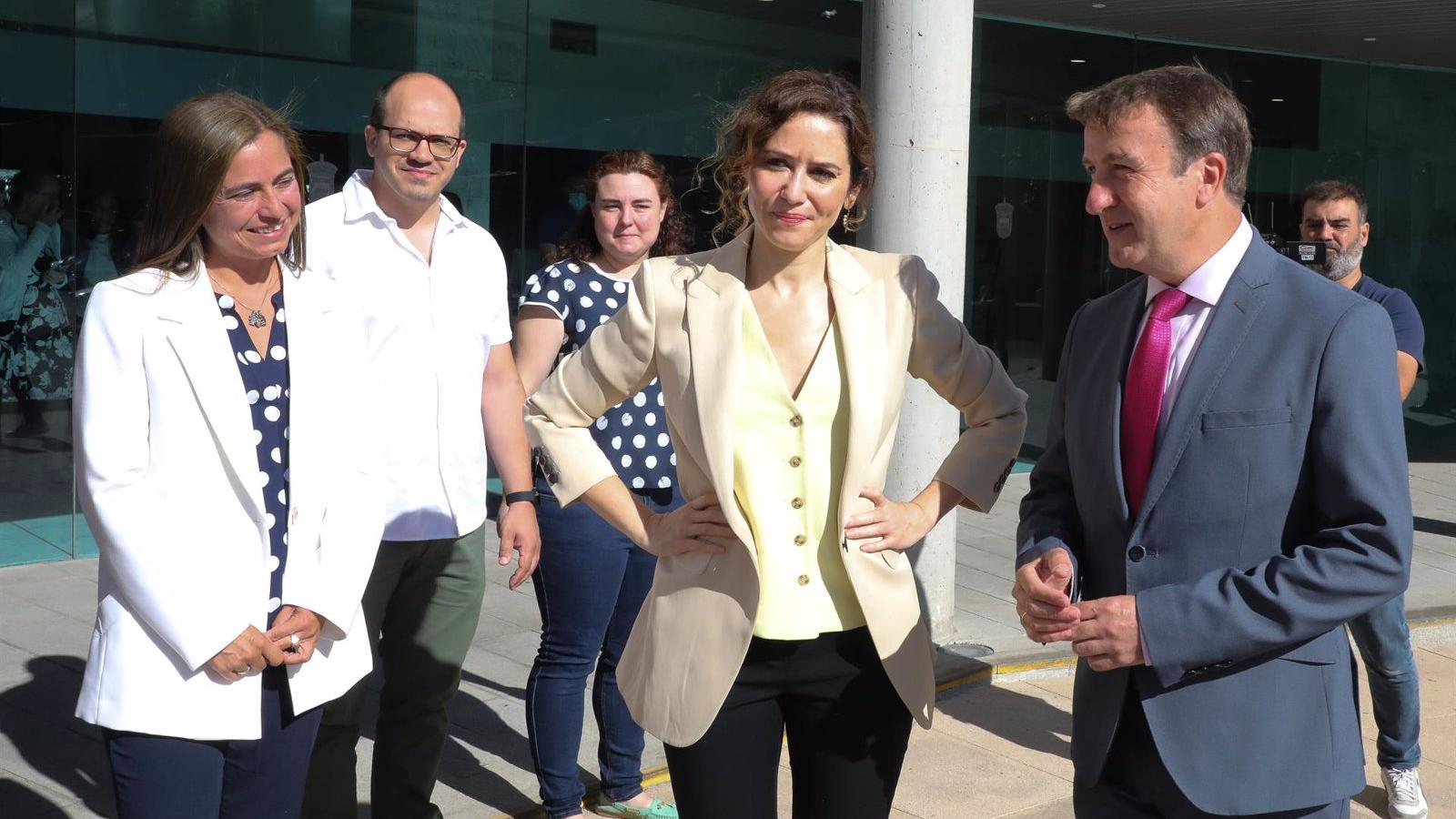 Díaz Ayuso pide por carta a Sánchez que reconsidere la decisión de ubicar la Agencia Espacial Española fuera de Madrid