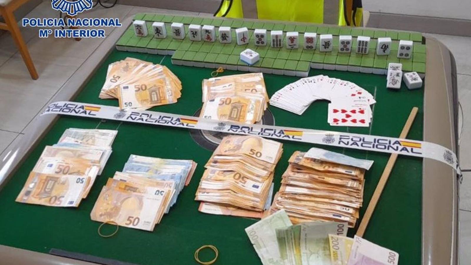  Dos detenidos y 47 identificados en un operativo contra el juego ilegal en Usera y Fuenlabrada