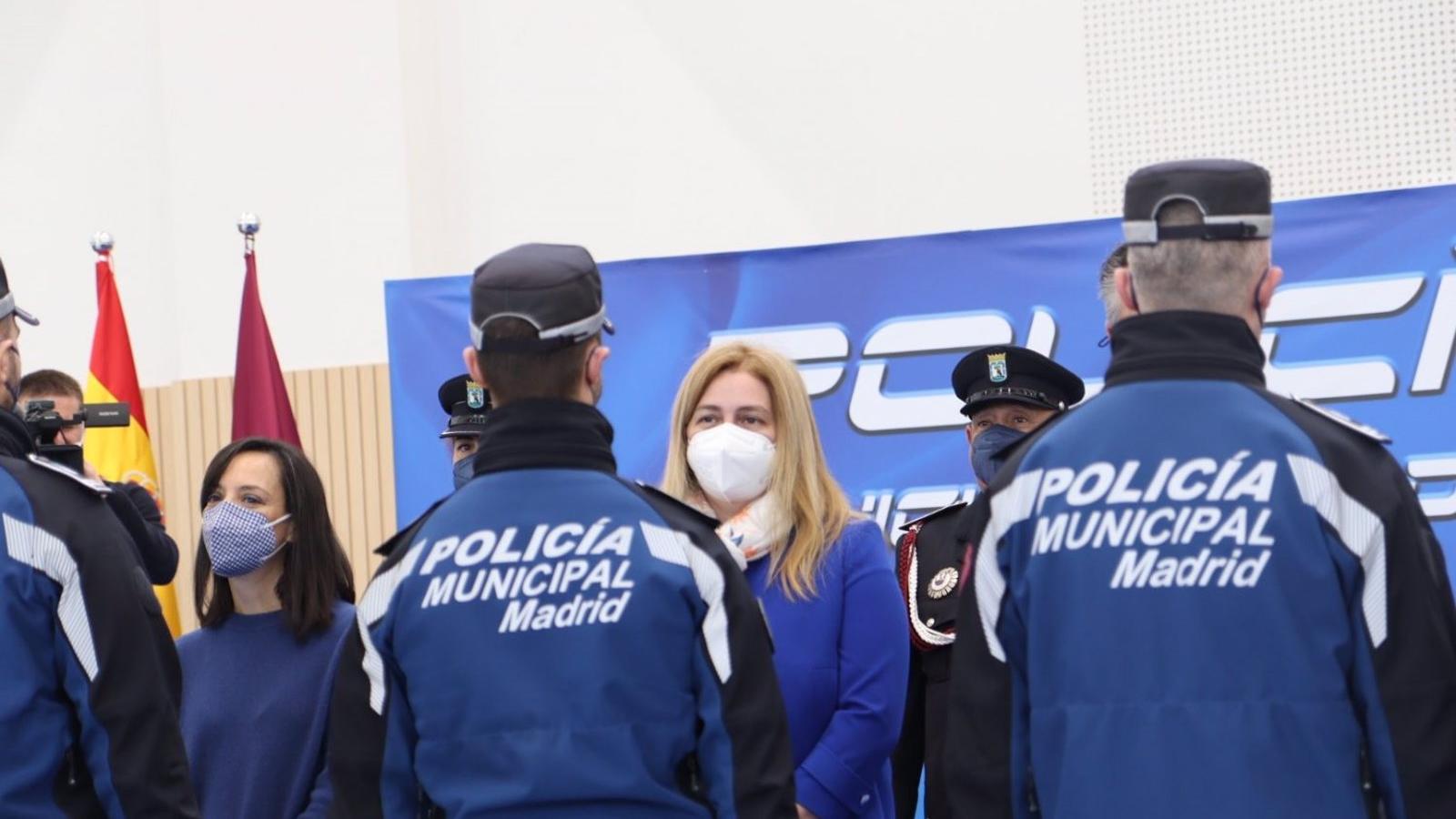 Sanz reclama al Gobierno de España más policías municipales para Madrid porque la capital se enfrenta a "nuevos retos"