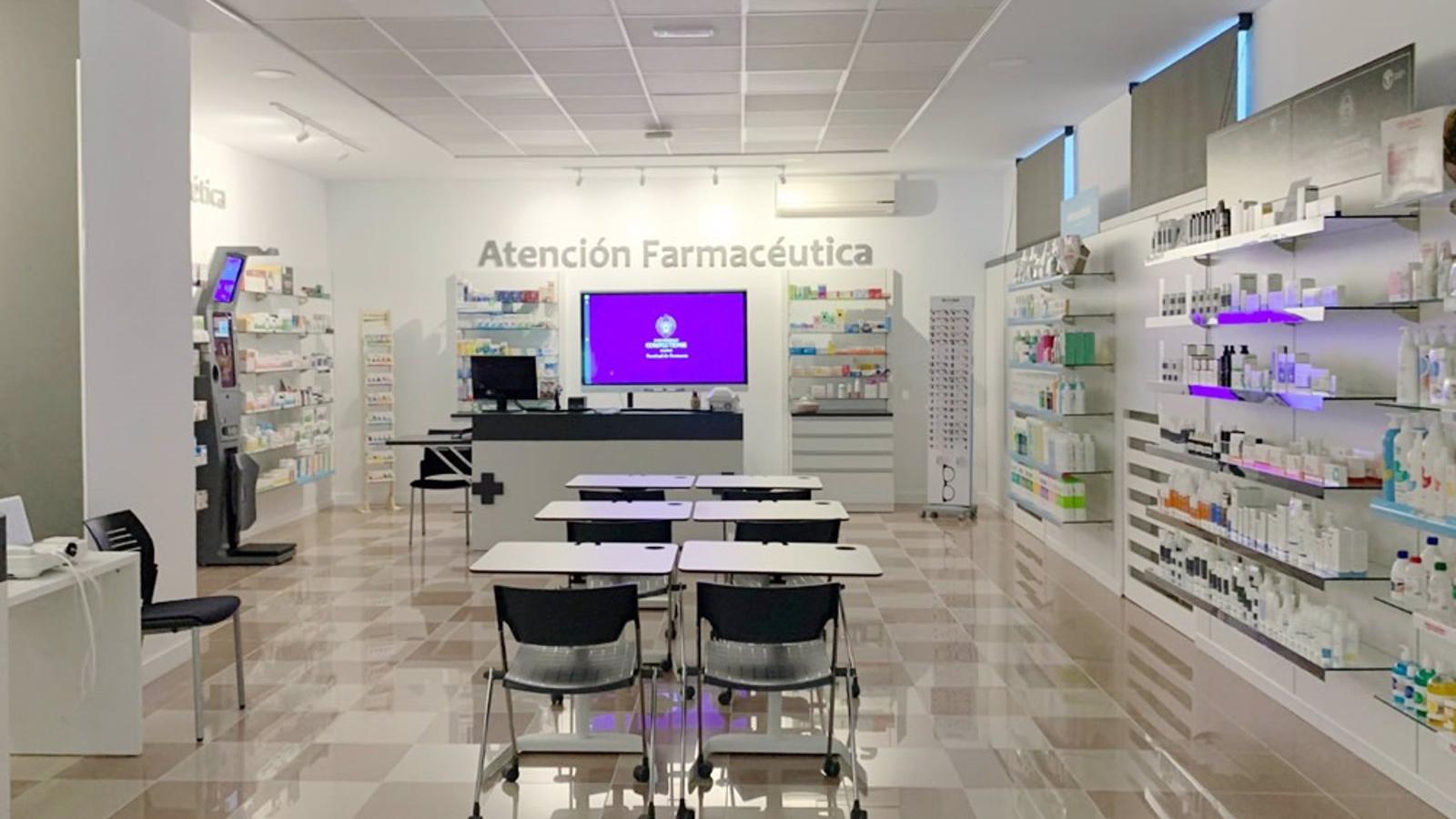 La Facultad de Farmacia de la Complutense inaugura una vanguardista Aula de Farmacia Simulada