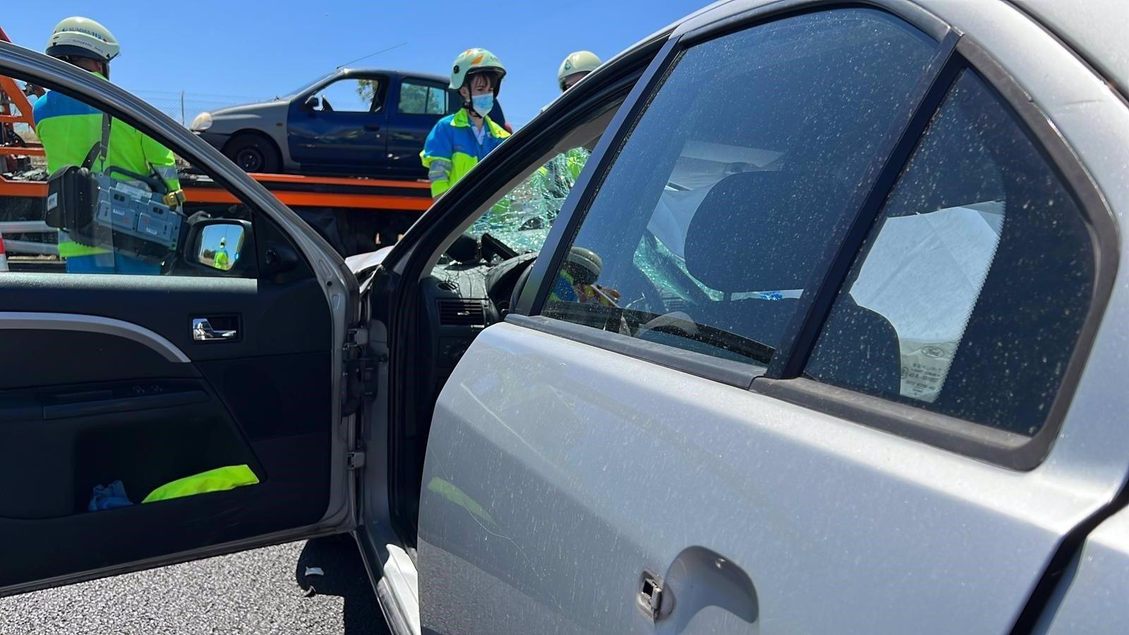  Muere el copiloto de un vehículo tras chocar contra una grúa en la M-40