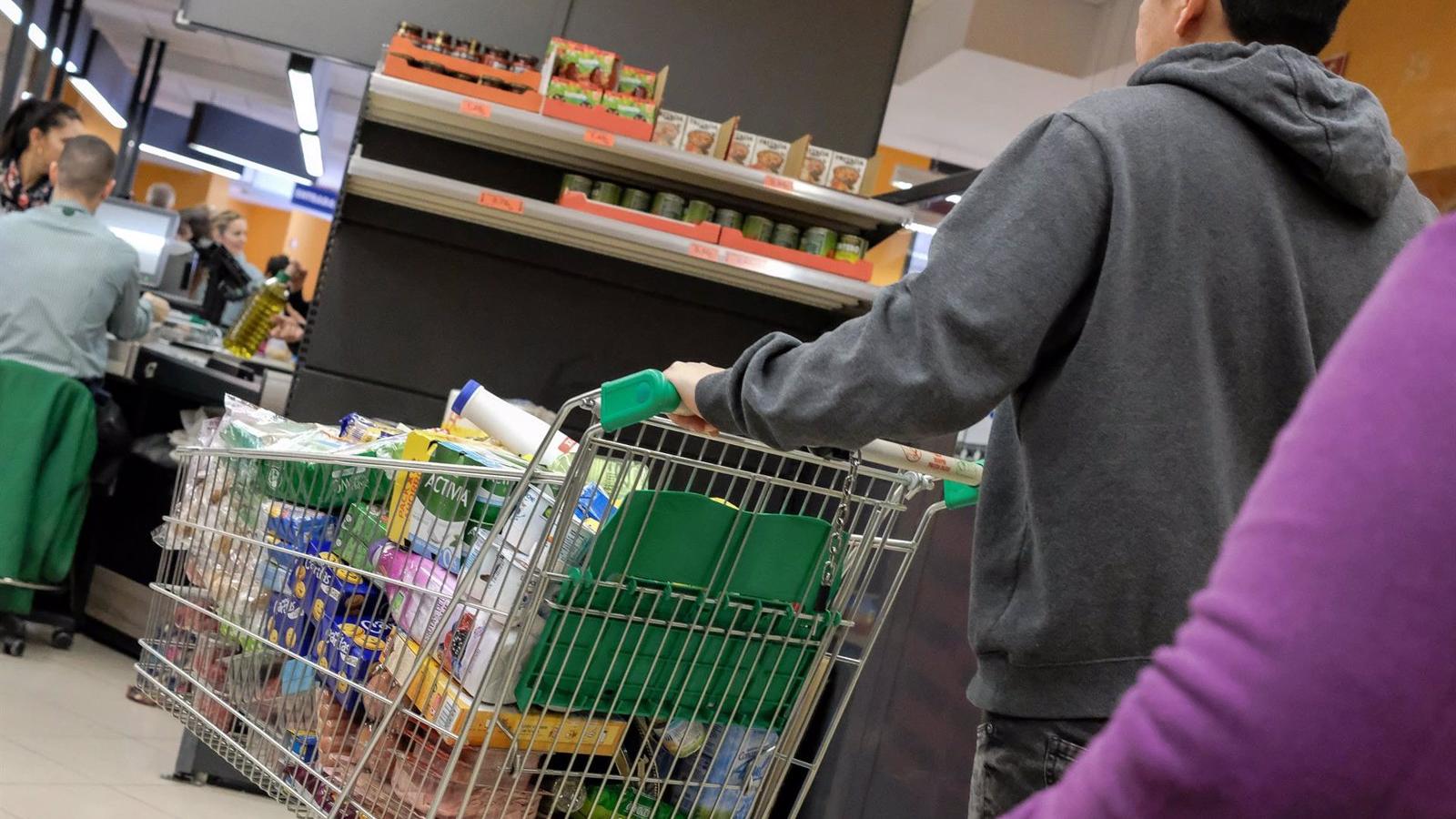El ingreso medio por persona en la región en 2020 se situó en 14.836 euros