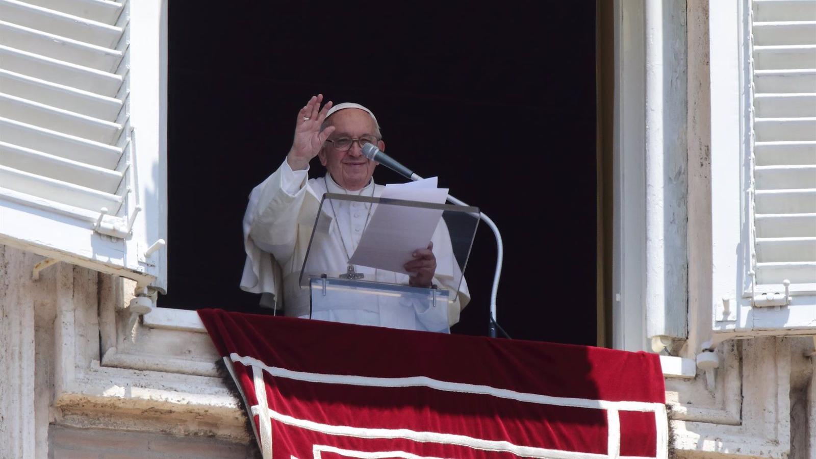 El Papa defiende una paz mundial que no esté basada en el "miedo recíproco" y pide dejar atrás la estrategia militar