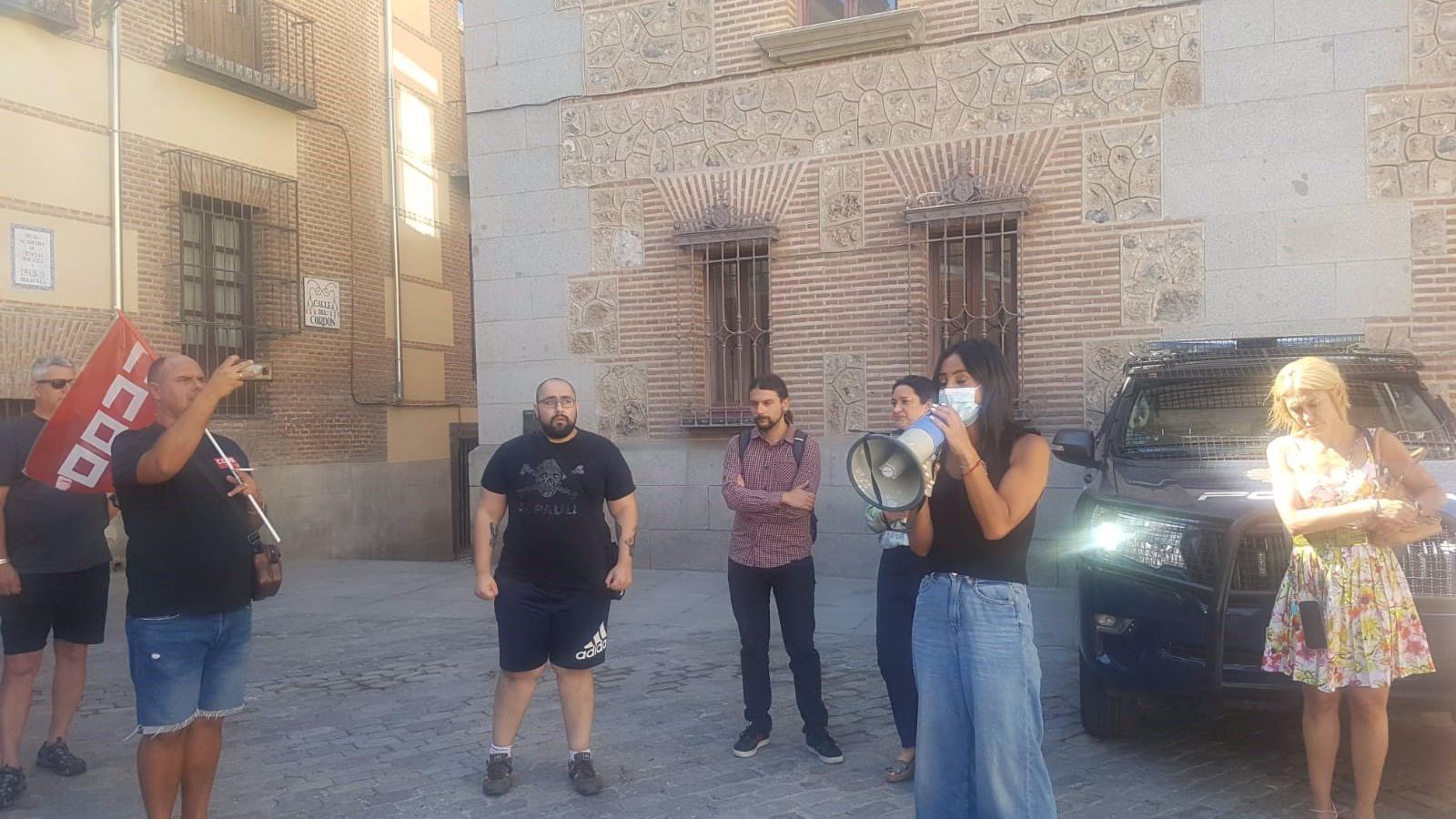 La plantilla del 010 va a la huelga y anuncia un paro indefinido desde septiembre