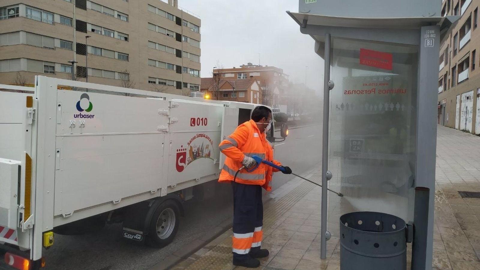 Los trabajadores de Sanse decidirán en asambleas si inician una huelga indefinida en la limpieza viaria