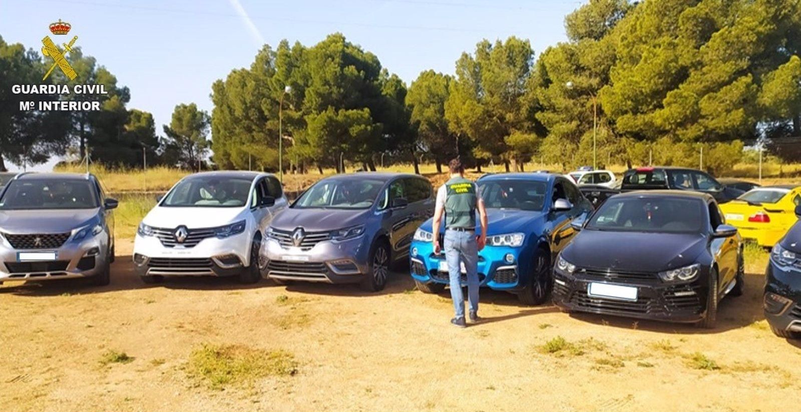  Desmantelan una organización que manipulaba cuentakilómetros de coches importados