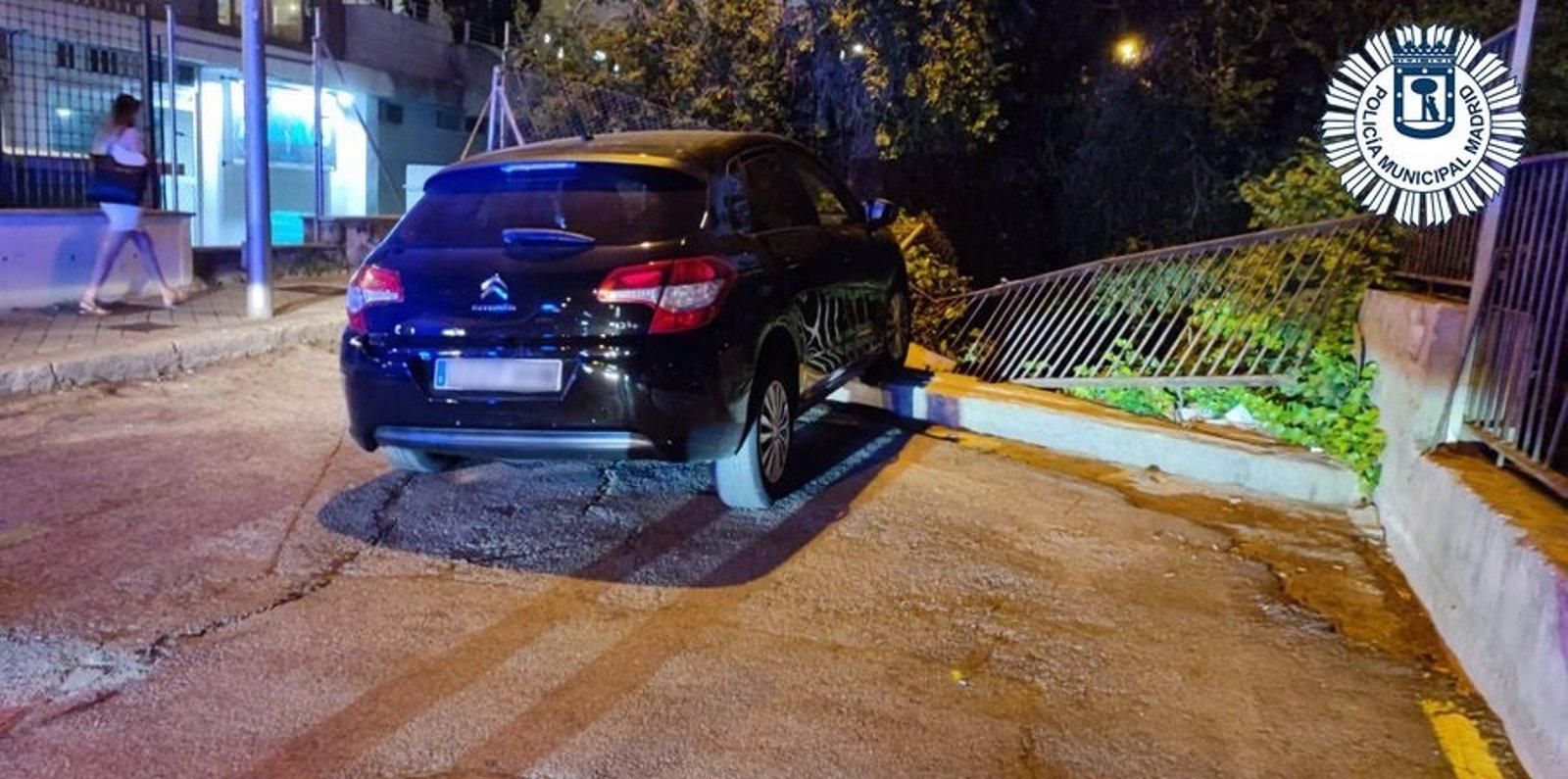  Detenido el conductor de un coche robado tras intentar huir de la Policía