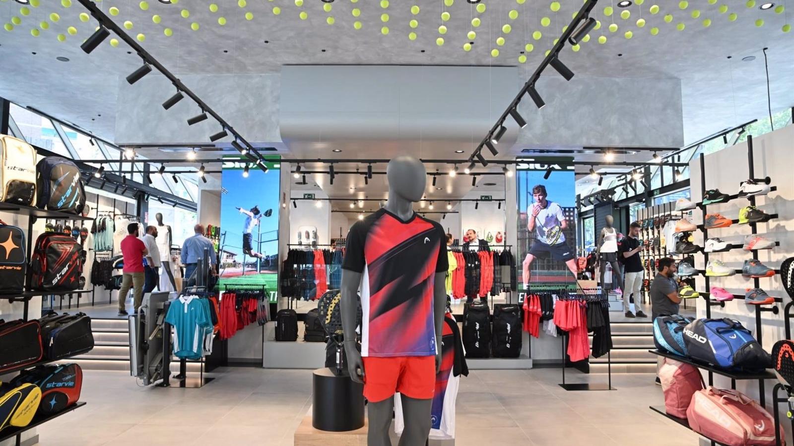 Abre en Madrid la mayor tienda de pádel del mundo