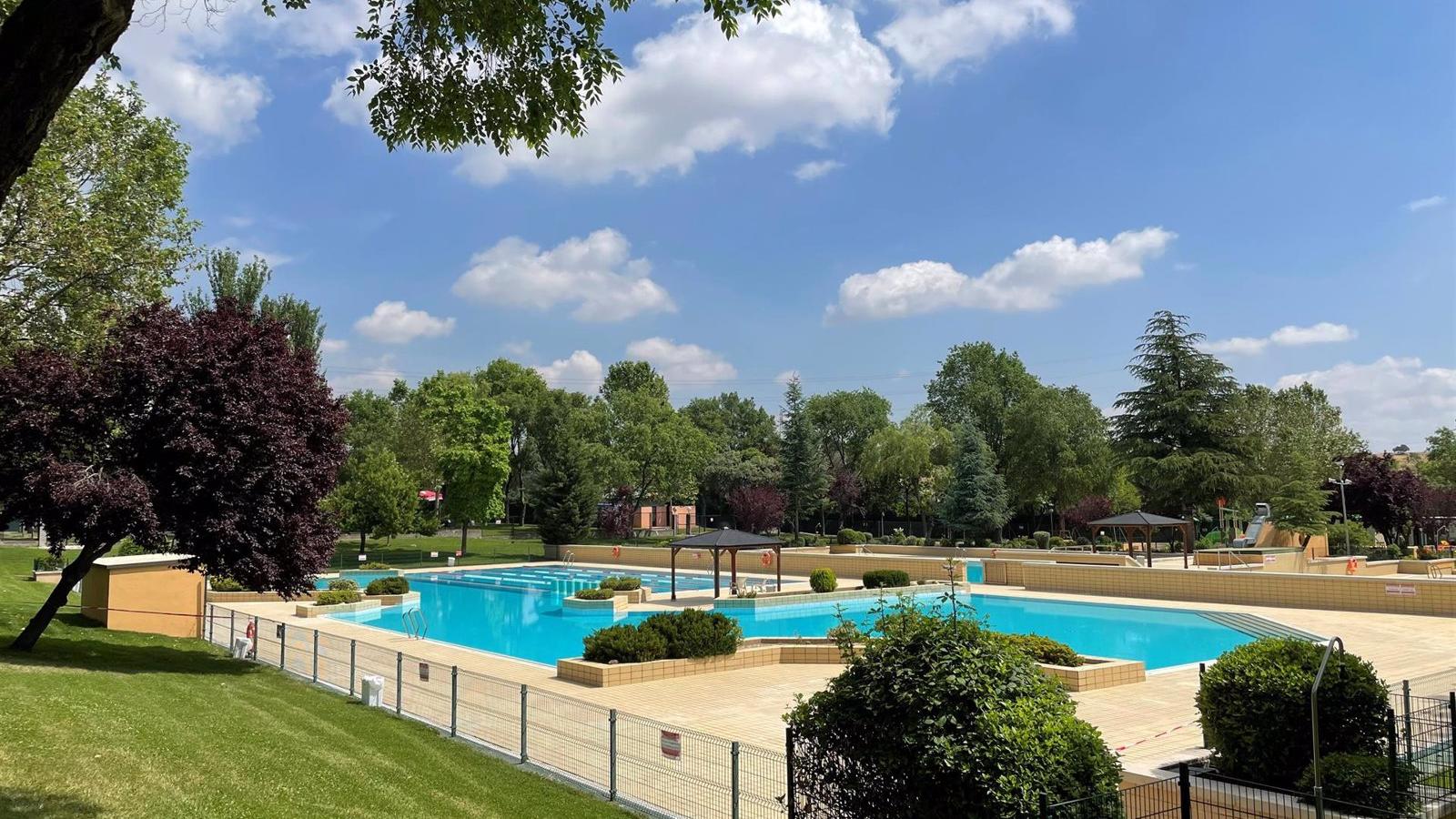 El Ayuntamiento de Sanse pone en marcha un nuevo sistema de venta de entradas online para las piscinas