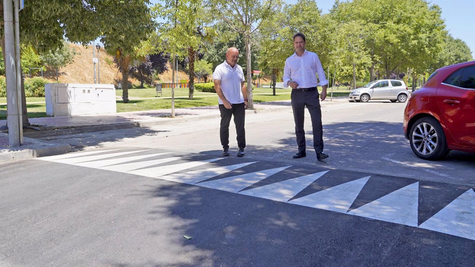 El Ayuntamiento de Torrejón sustituye una veintena de bandas reductoras de velocidad por resaltos de asfalto