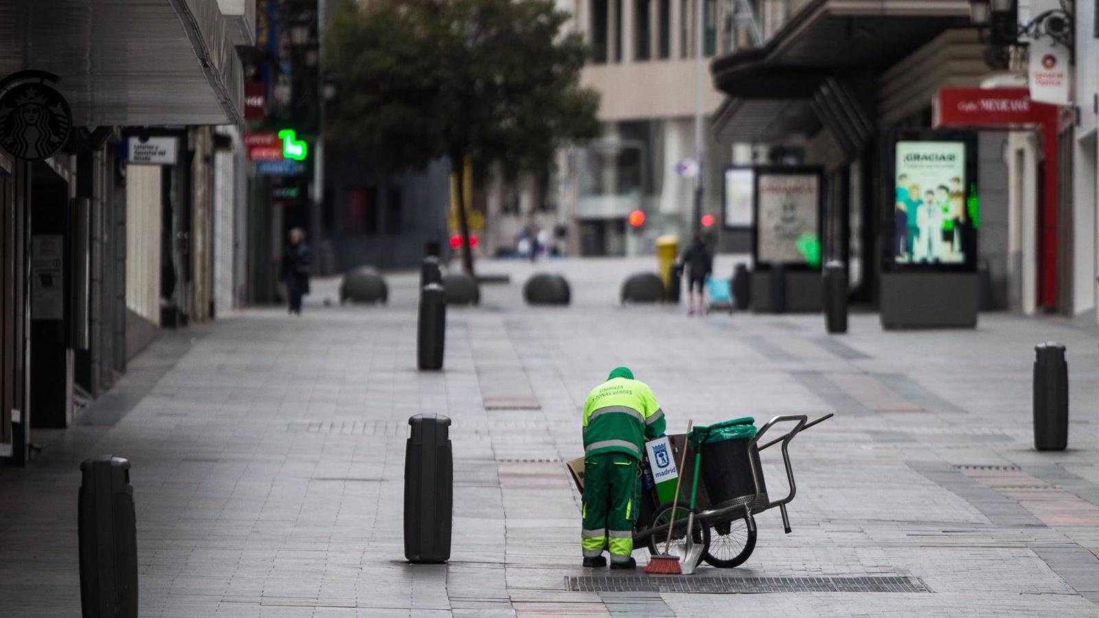 Solo cuatro de cada diez facturas se pagan en plazo en Madrid