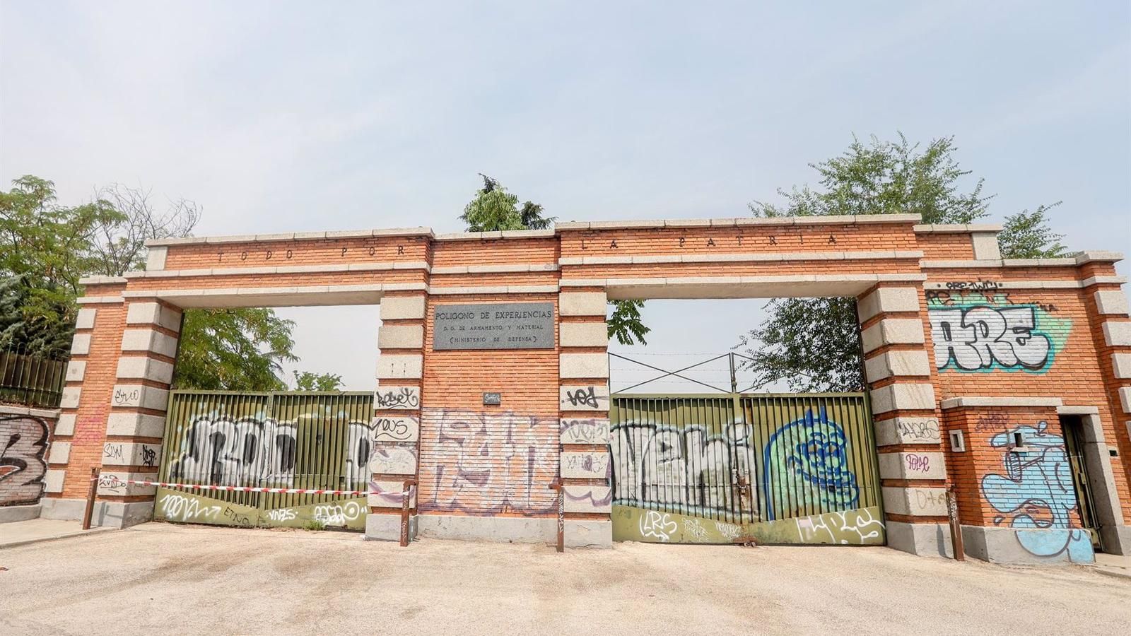 Gobierno y Ayuntamiento se reúnen para reactivar la Operación Campamento