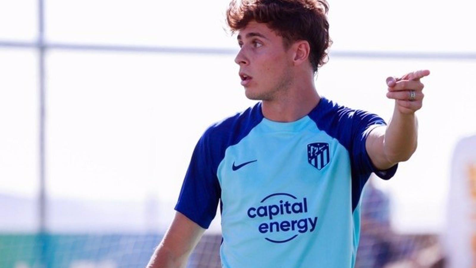 El Atlético de Madrid renueva a Rodrigo Riquelme hasta 2028 y le cede al Girona