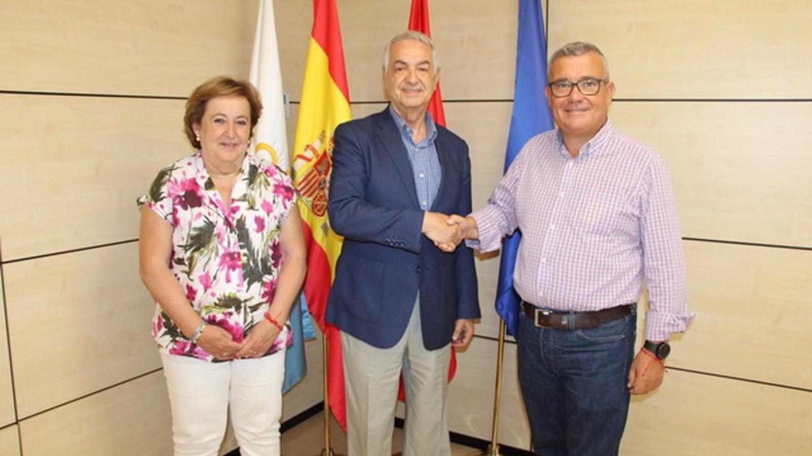 El Ayuntamiento de Arganda y la Asociación 11M sellan su compromiso de trabajar para defender a las víctimas del terrorismo