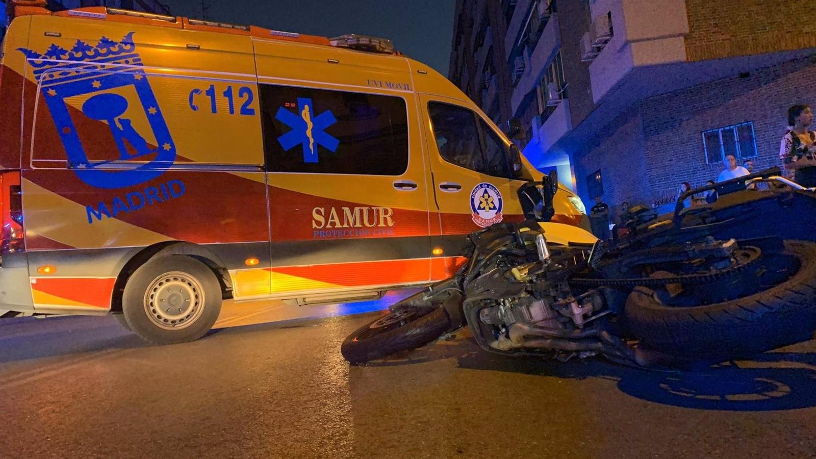  Herido un motero de 31 años tras una colisión con un turismo en el Paseo del Quince de mayo