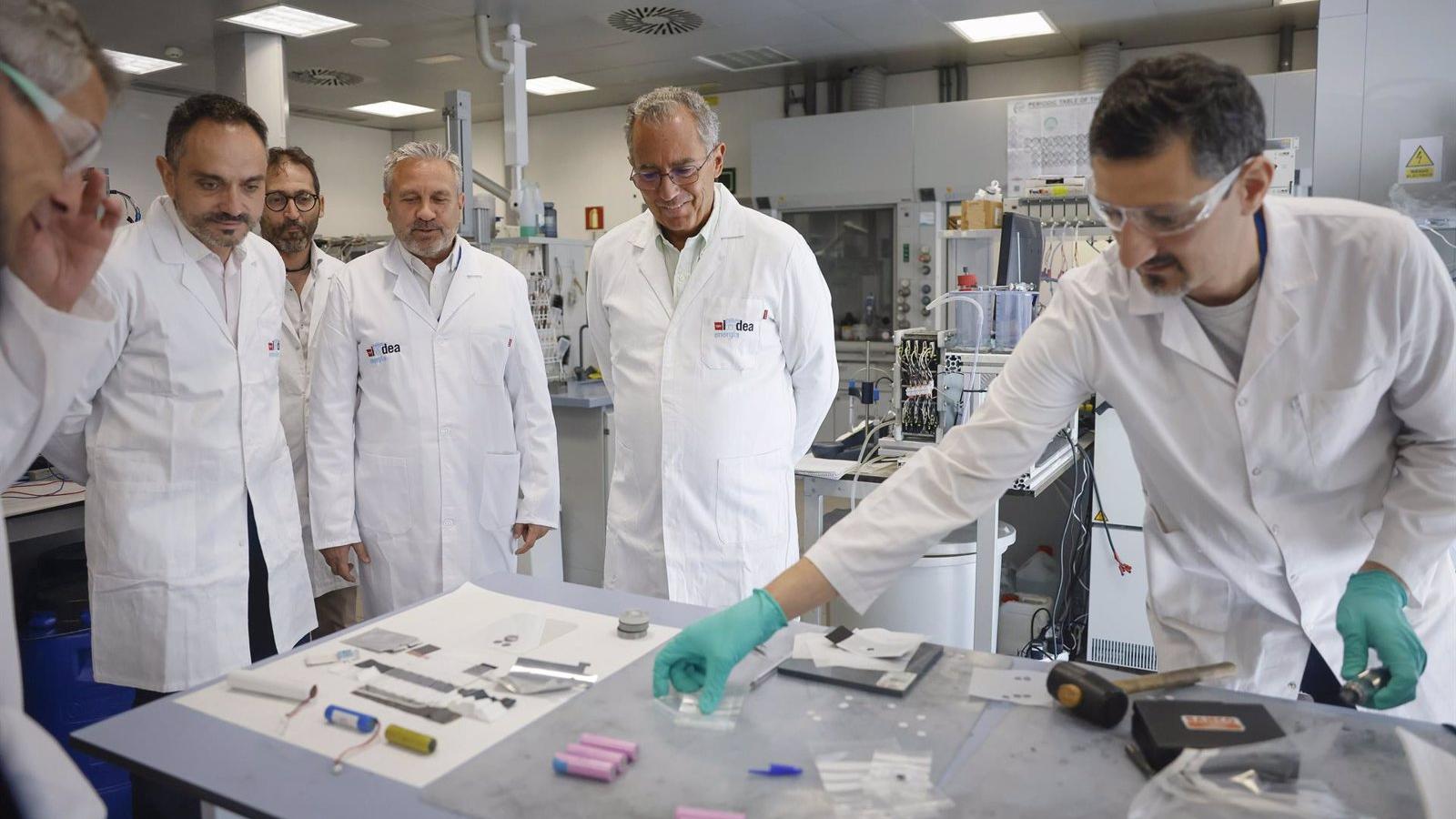 La Comunidad avanza en la investigación de proyectos de tecnologías energéticas limpias y renovables