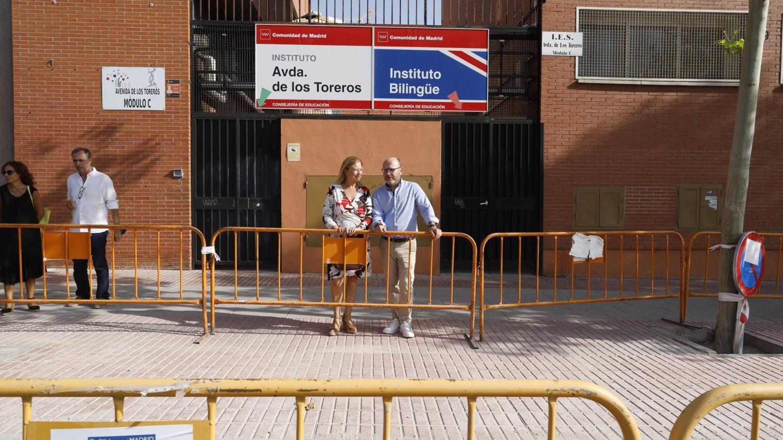 El Ayuntamiento de Madrid trabaja este verano en los accesos de 43 centros educativos, que estarán listos para el inicio de curso