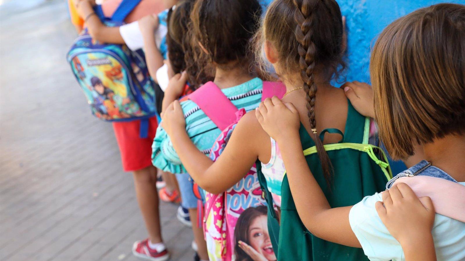 Colonias urbanas, excursiones, piscina y juegos en la naturaleza, alternativas para niños vulnerables en Vallecas