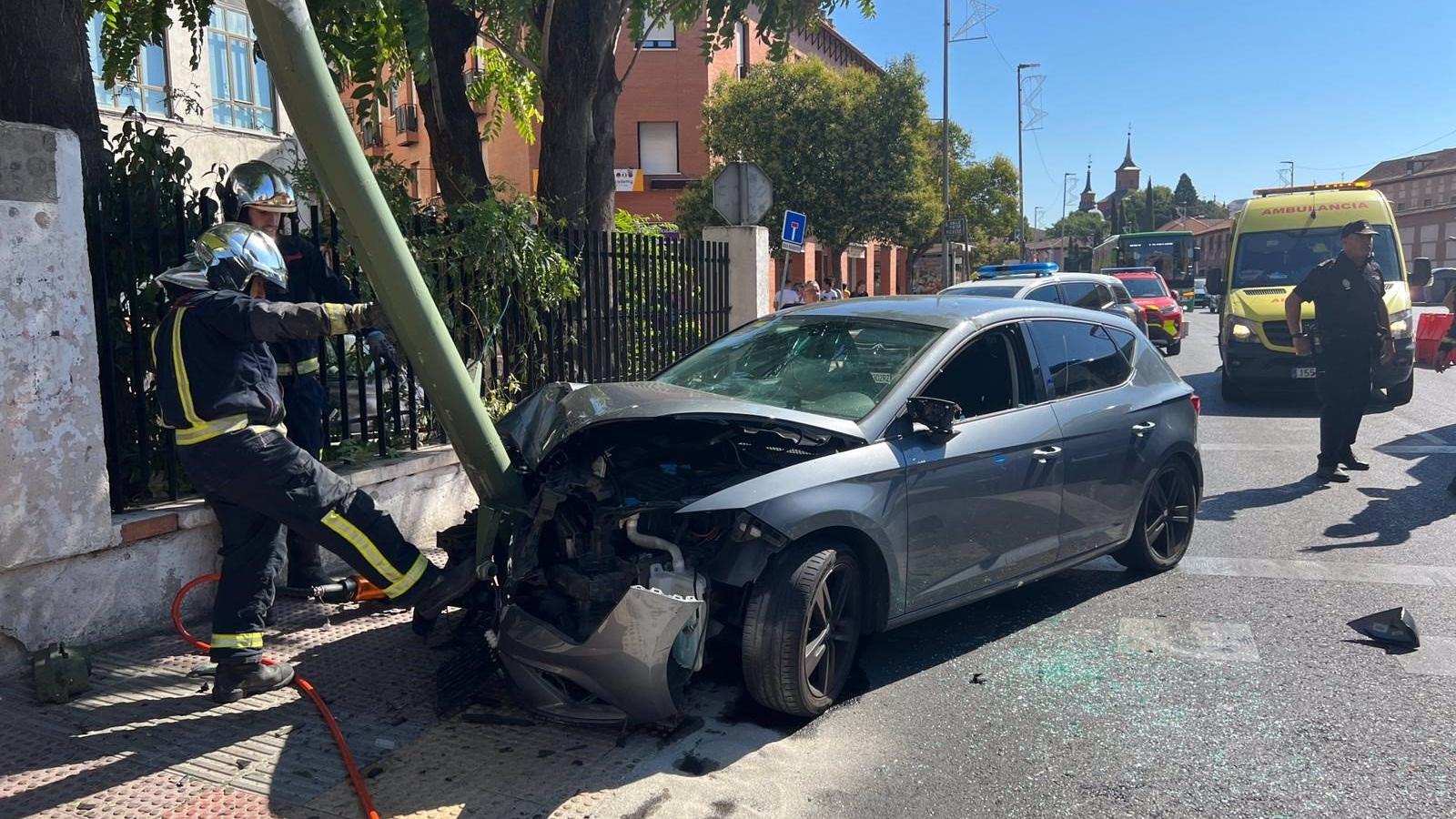 Herida de gravedad una joven atropellada por un vehículo en Alcalá de Henares