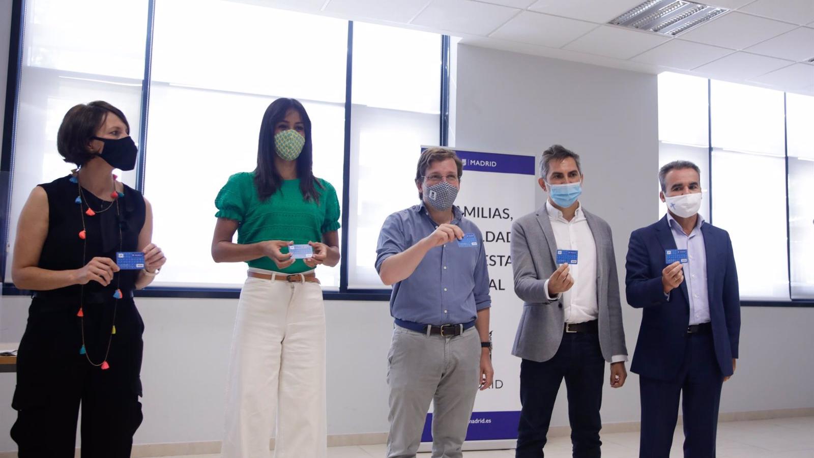 Entra en vigor la actualización del importe de las Tarjetas Familia de Madrid, que sube un 10%