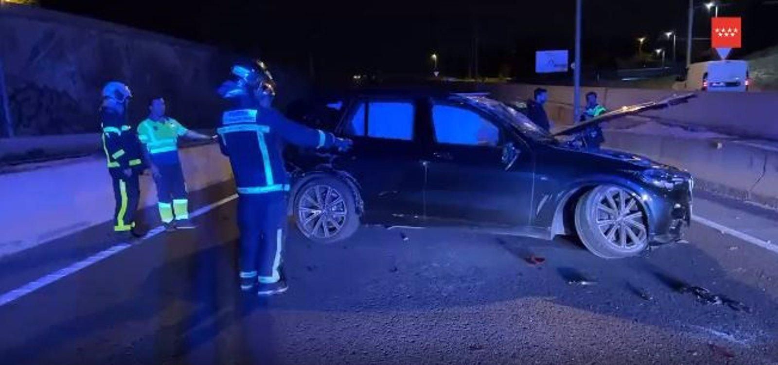 Herido leve un hombre tras salirse de la vía con su coche y dar varias vueltas de campana en Pozuelo de Alarcón