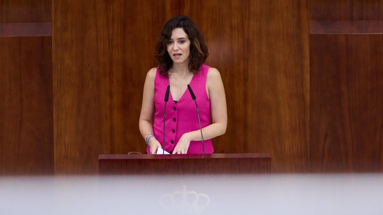 Díaz Ayuso defiende el trabajo de la Oficina del Español 