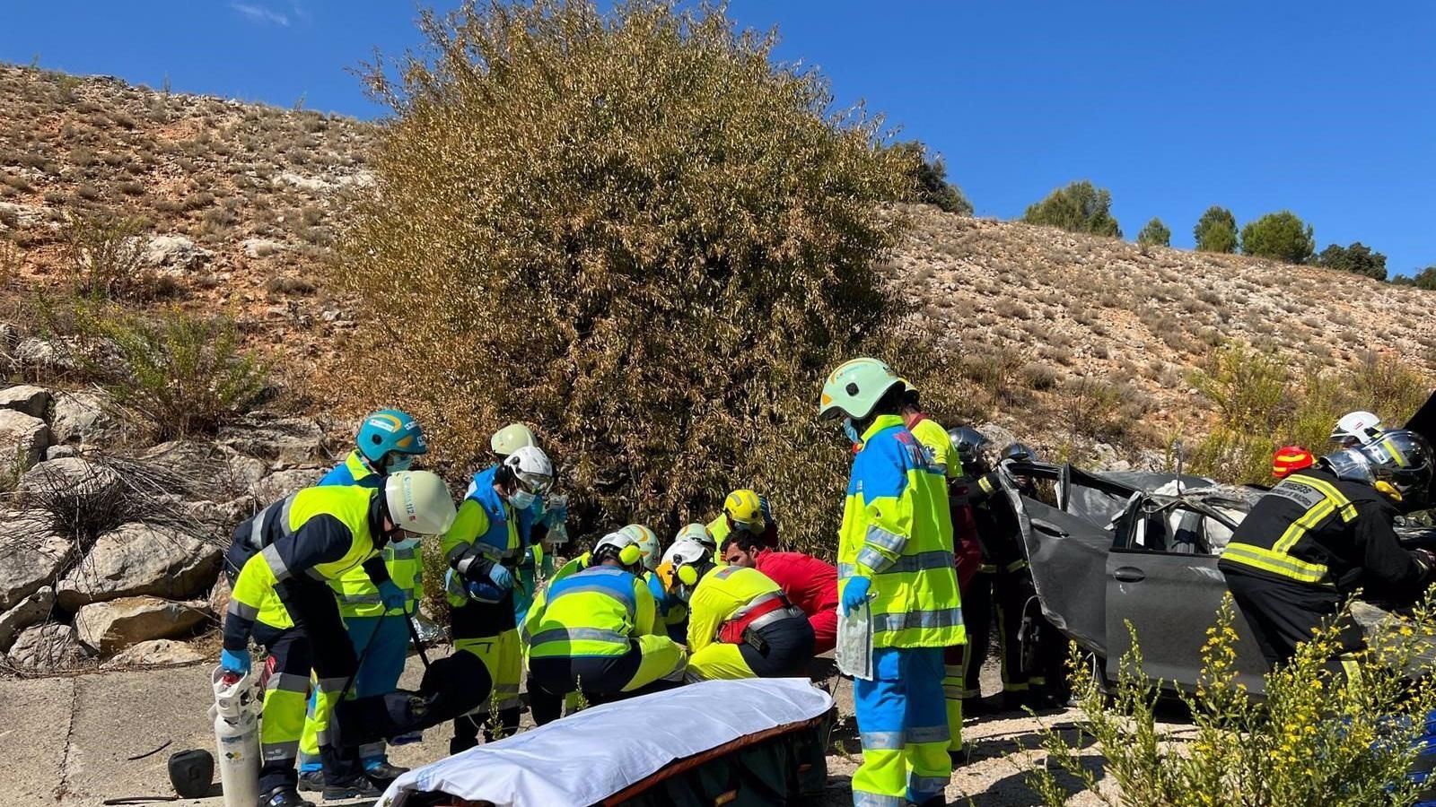 Dos muertos y una herida grave tras salirse de la vía y dar varias vueltas de campana un turismo en Arganda