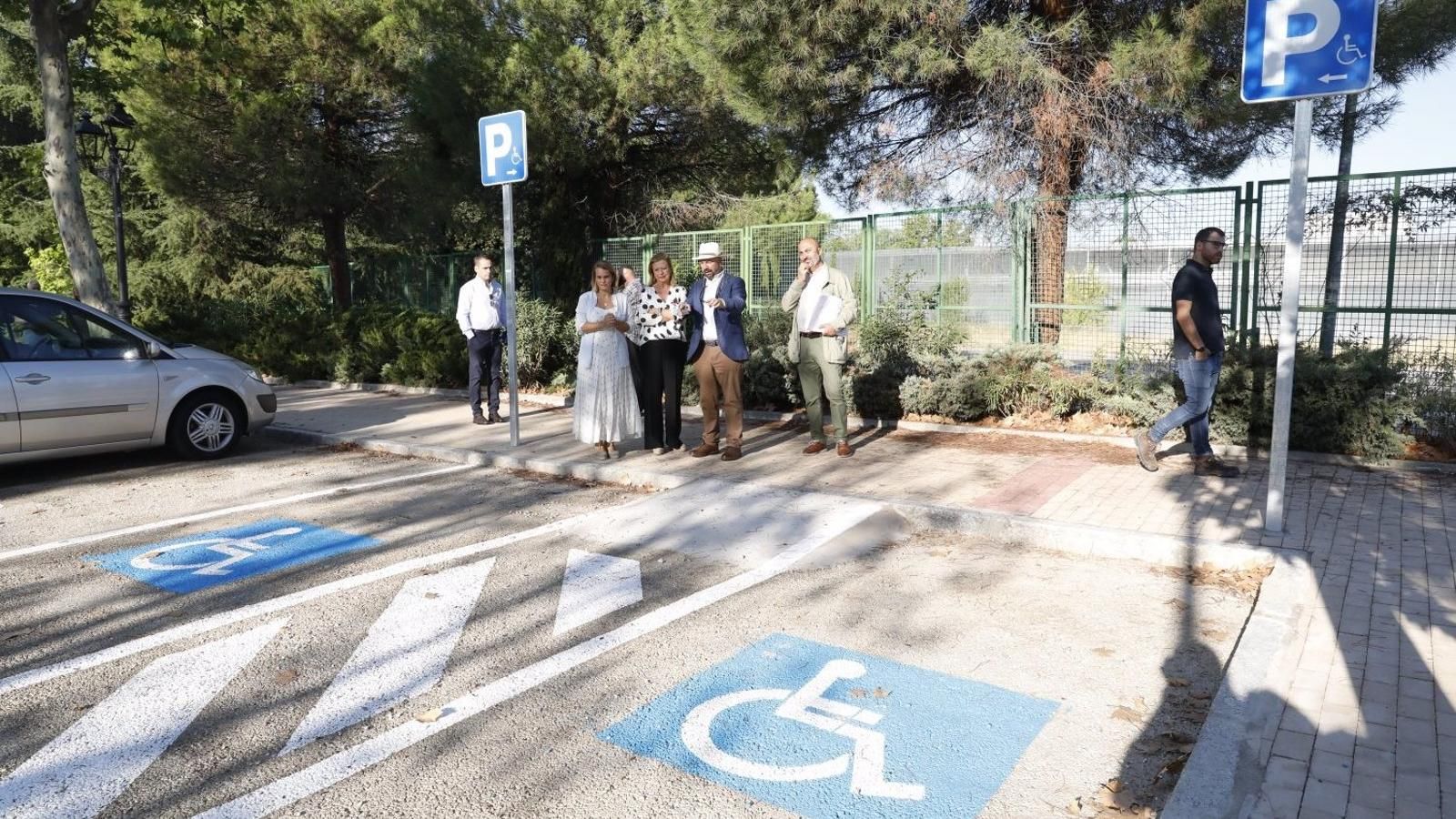 El Ayuntamiento realiza obras de mejora de la accesibilidad en ocho calles del recinto ferial de Casa de Campo