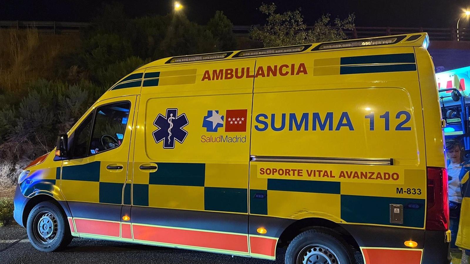  Muere un motero tras chocar con un turismo y ser arrollado por un camión en la A-2 en Alcalá de Henares