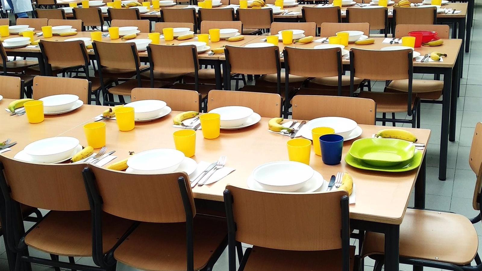 Alumnos de familias desfavorecidas recibirán comedor gratuito en colegios en Navidad, Semana Santa y verano