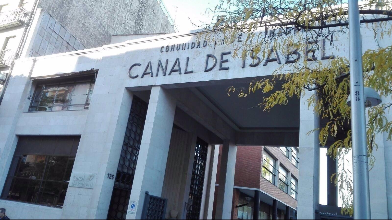 Vox pide que no se cobren los recibos del agua a propietarios de viviendas okupadas