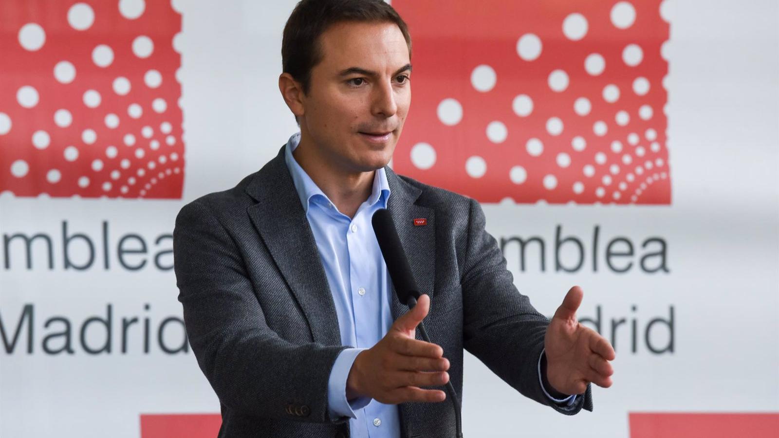 Lobato dice que "no es el momento" para desvelar el nombre del candidato al Ayuntamiento de Madrid
