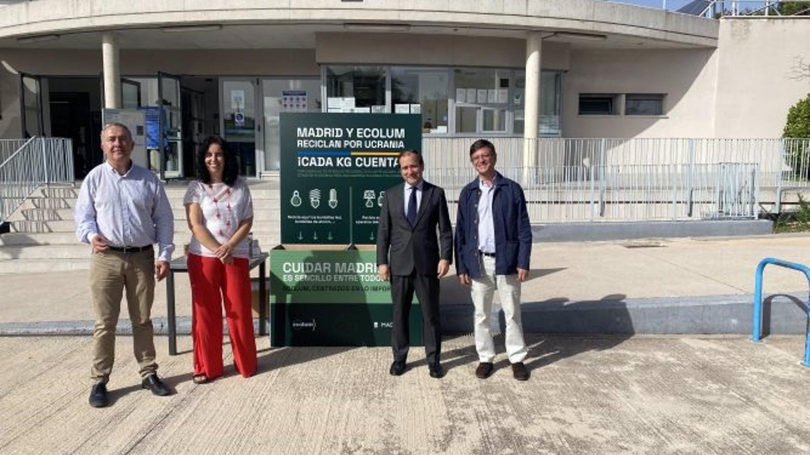 Una campaña solidaria fomenta la ayuda a Ucrania y el reciclaje de lámparas y aparatos eléctricos