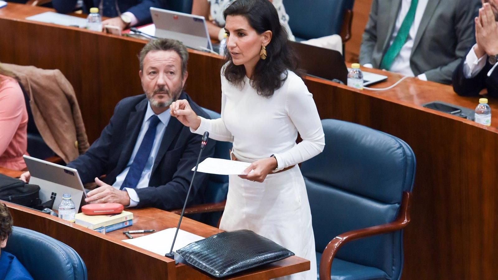 Díaz Ayuso carga contra Vox por la comisión de residencias: "Hay que tener principios"