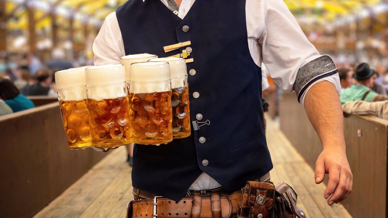 La Feria de la cerveza Oktoberfest o la ópera 'El gato con botas', oferta para el fin de semana en Las Rozas
