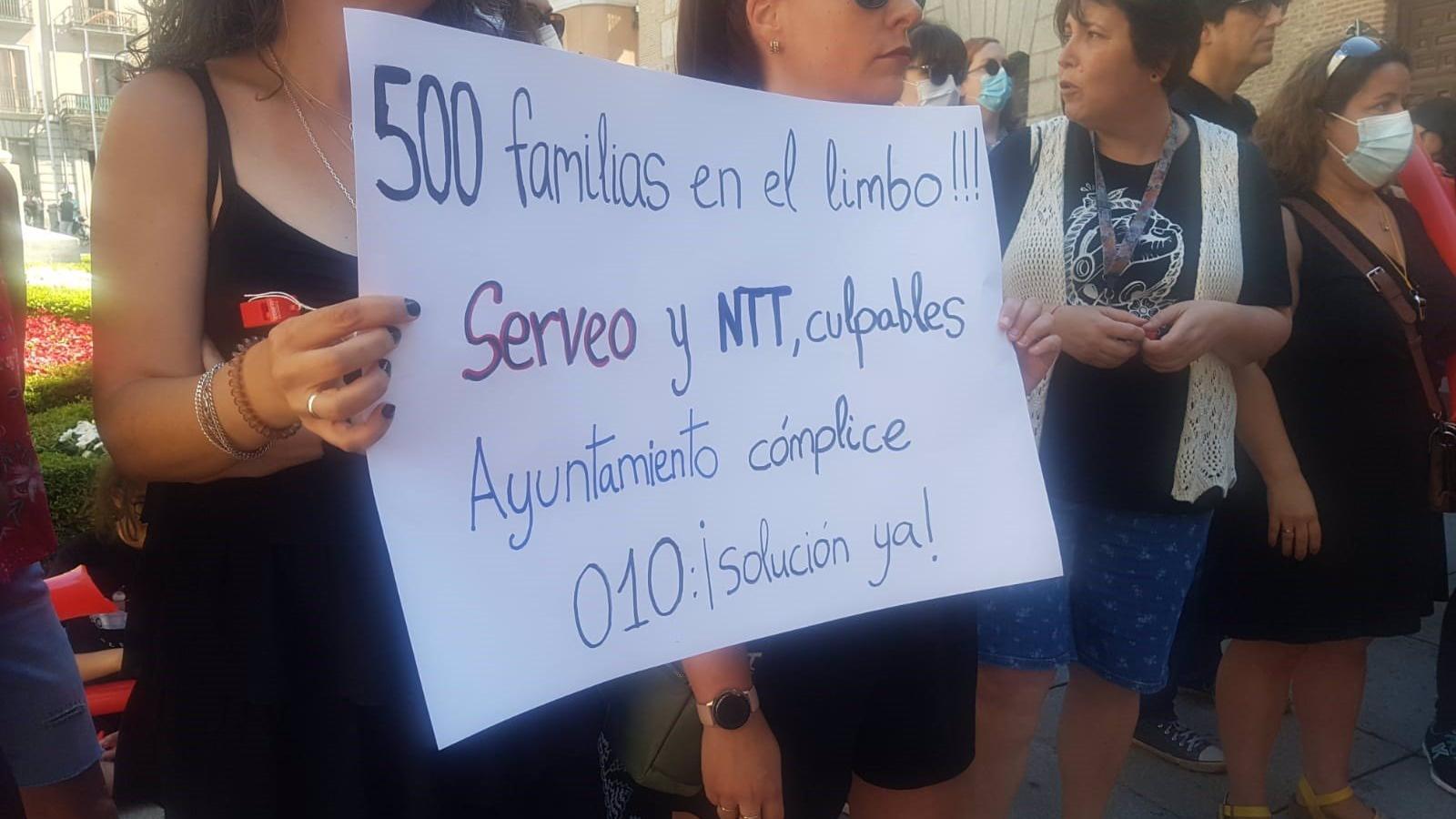 Desconvocan la huelga indefinida en el 010 tras alcanzarse un acuerdo con las empresas