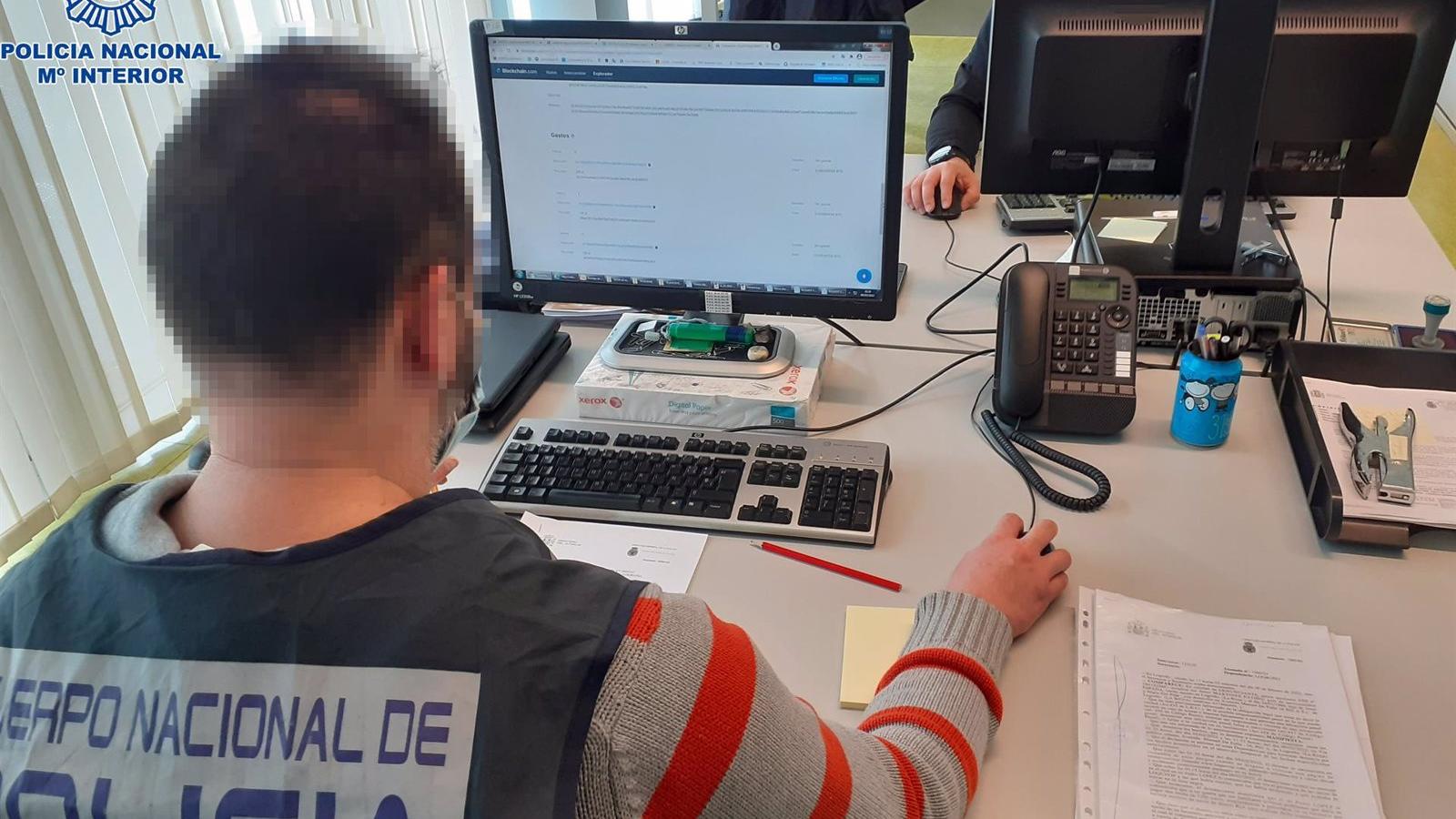  Cae un grupo criminal que estafó casi tres millones mediante sms y llamadas simulando ser entidades bancarias