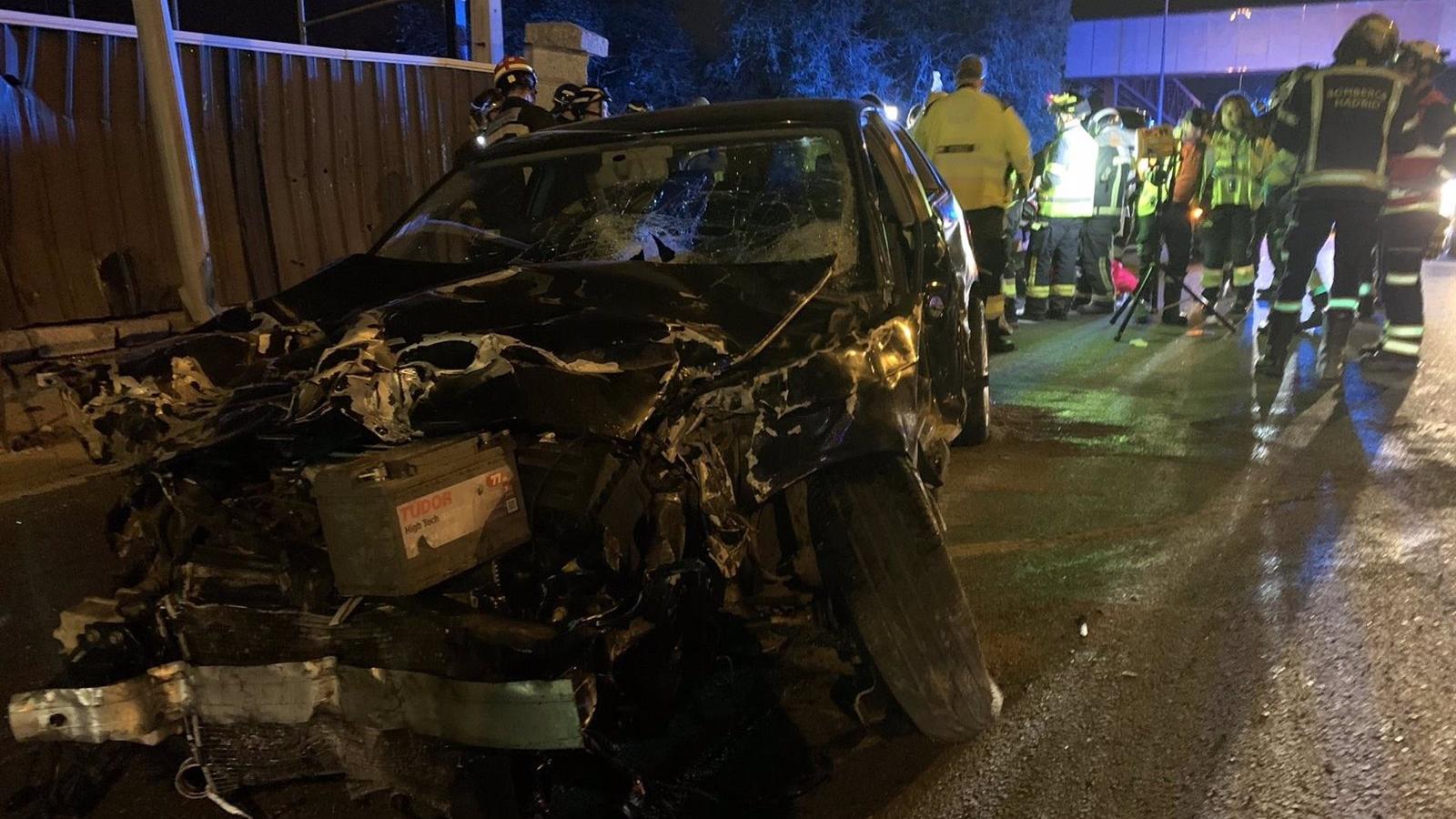  Herido grave un hombre de 29 años atravesado por una barra al colisionar con una valla en la M-603