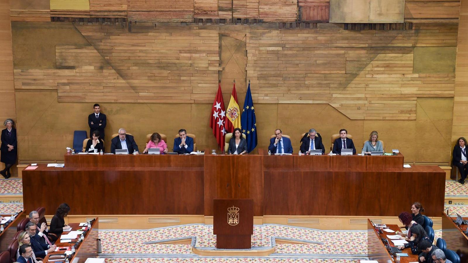 La ‘Ley Ómnibus’ continuará su tramitación tras rechazar la Mesa de la Asamblea las reclamaciones de la izquierda