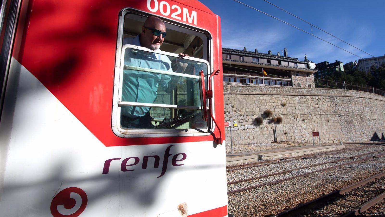 Sindicatos desconvocan la huelga en Renfe tras el compromiso de la empresa de negociar la subida de sueldos