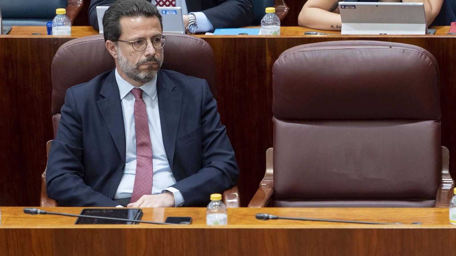 Lasquetty avisa a Lobato de que no van a negociar unos Presupuestos "socialistas"