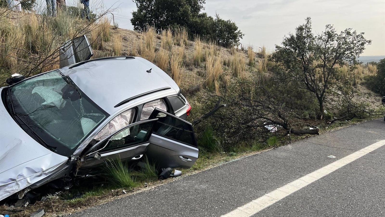 Seis heridos, uno de ellos grave, al chocar dos vehículos en la M-600