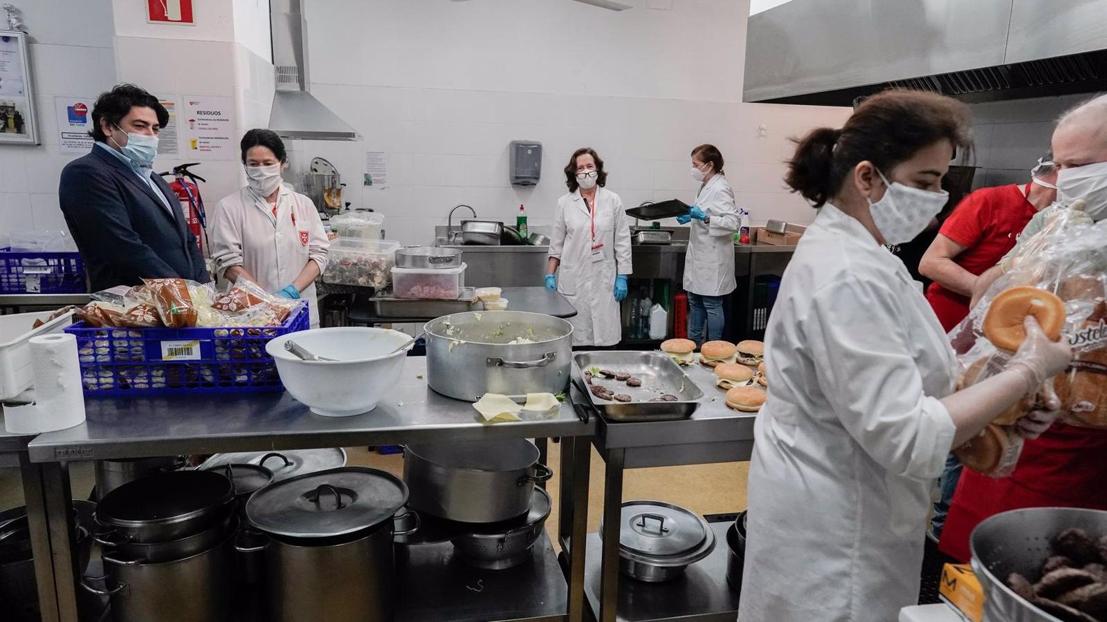 La Comunidad dedicará 3,47 millones en 2023 al servicio de comedores sociales para desfavorecidos