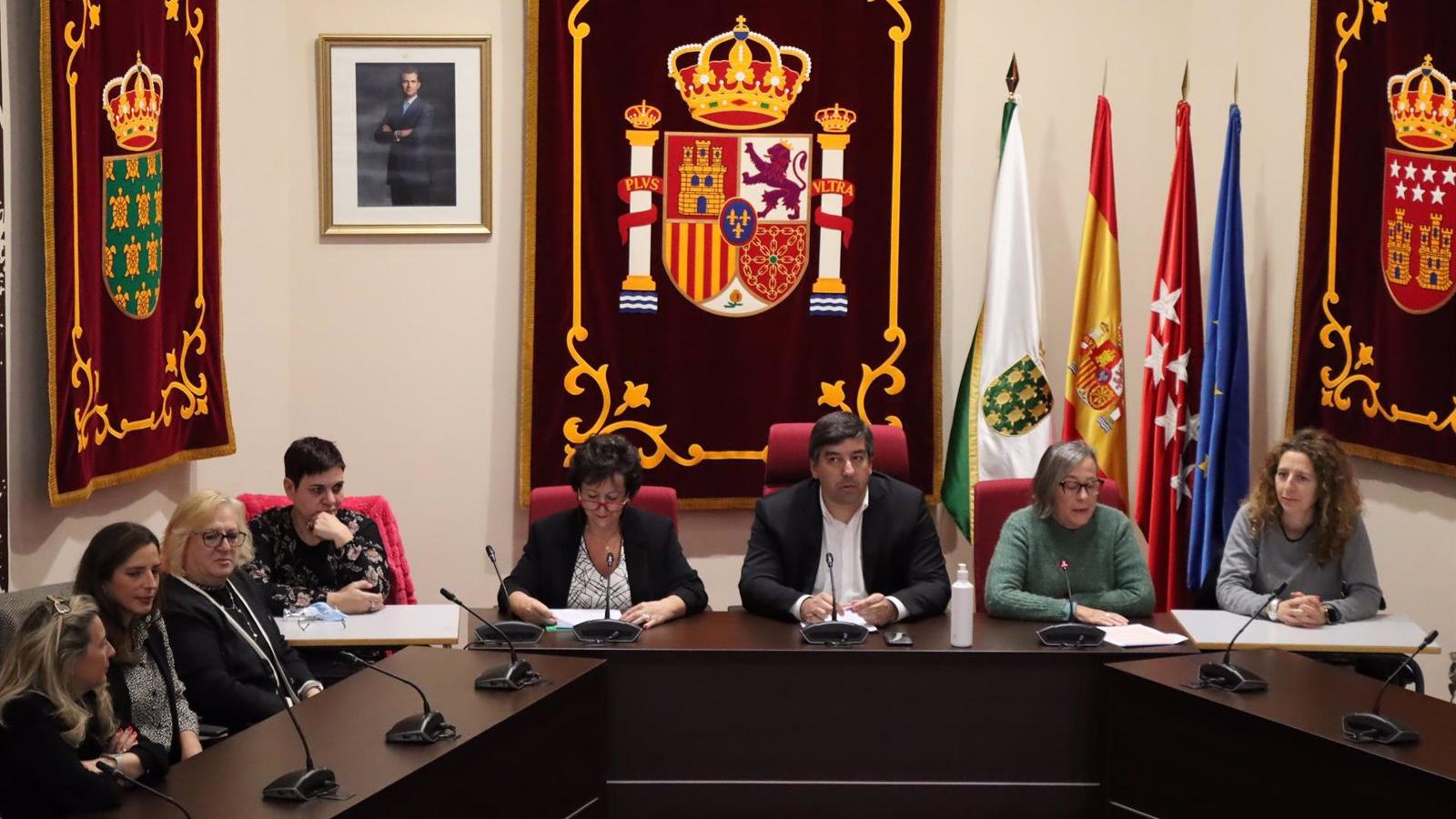 Un total de 103 alumnos de Galapagar reciben los diplomas de los Premios a la Excelencia Académica