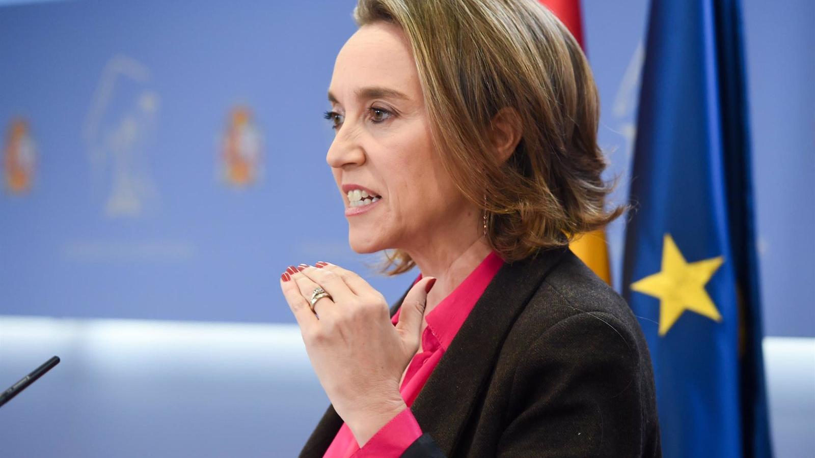El PP acusa a Sánchez de poner "alfombra roja de impunidad" a Puigdemont, pero evita hablar de moción de censura