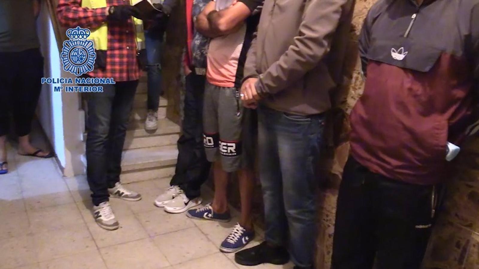 Cae una organización criminal dedicada al tráfico de migrantes de origen indio y nepalí asentada en Madrid