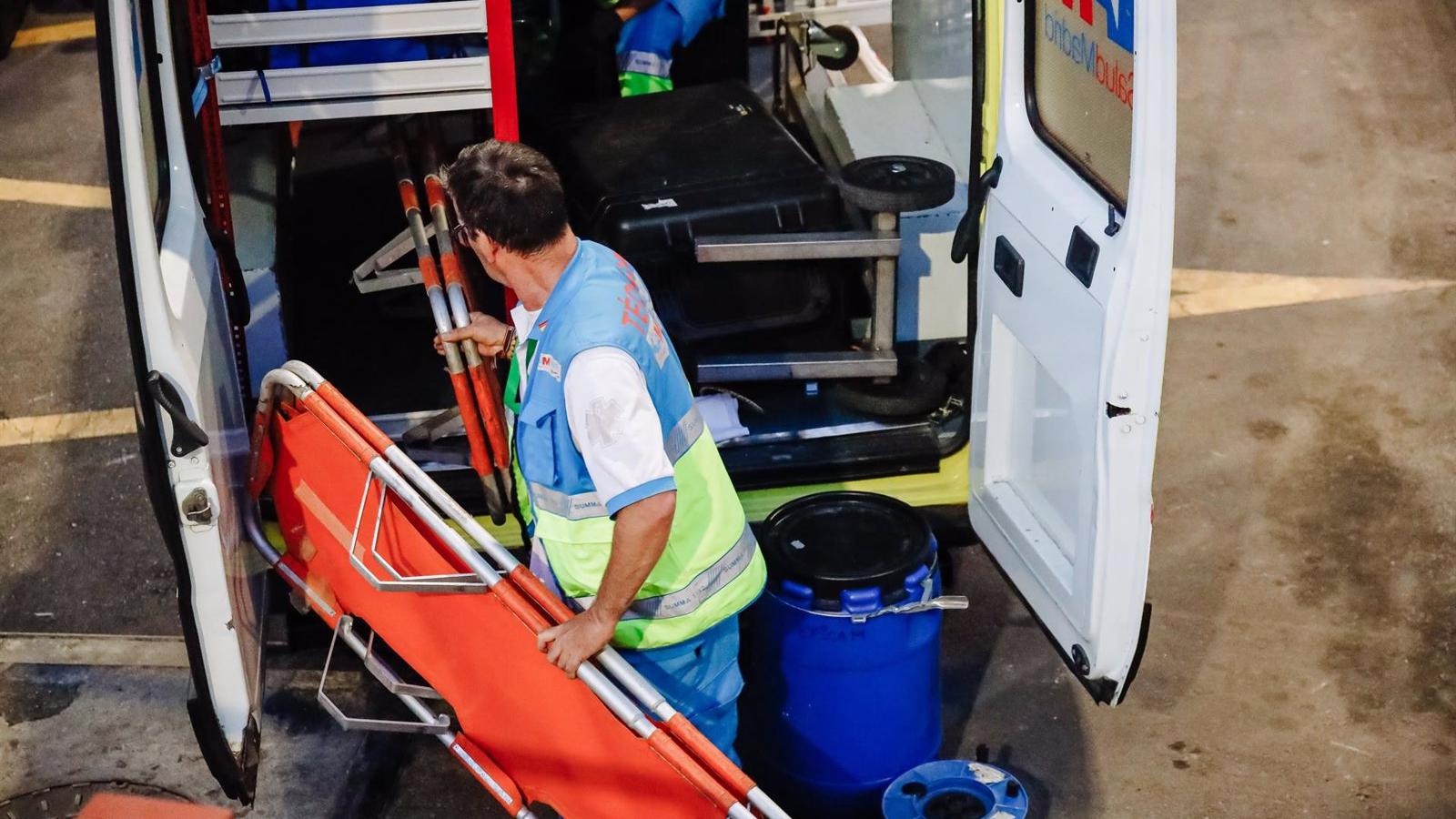 Muere un motero al salirse de la vía en la M-220